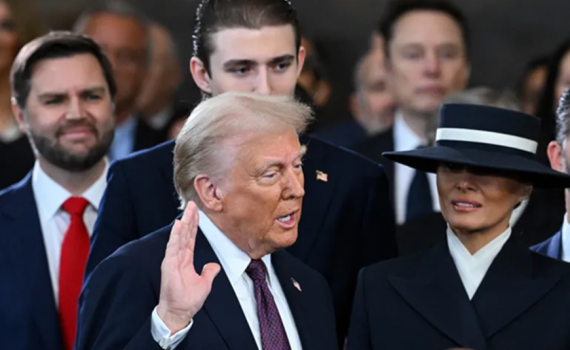 &Ocirc;ng Donald Trump tuy&ecirc;n thệ nhậm chức, trở th&agrave;nh Tổng thống thứ 47 của Hoa Kỳ