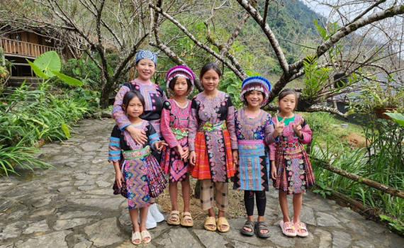 Cuộc x&acirc;m lăng tĩnh lặng - B&agrave;i 1: &ldquo;Vũ kh&iacute; văn h&oacute;a&rdquo;