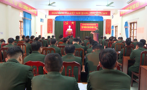 ​Bộ CHQS tỉnh bế mạc tập huấn c&aacute;n bộ năm 2025