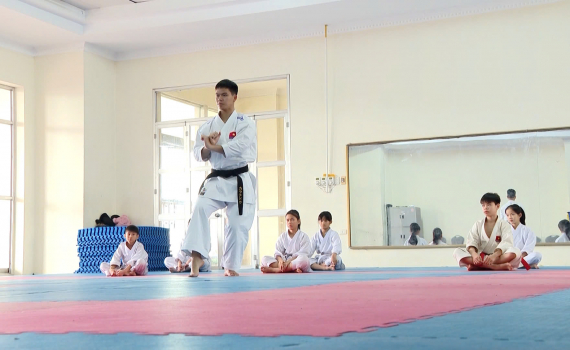Vận động vi&ecirc;n mang vinh quang về cho thể thao Ninh B&igrave;nh