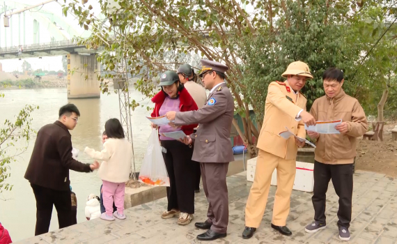 Kiểm tra khai th&aacute;c v&agrave; bảo vệ nguồn lợi thủy sản