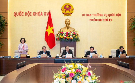 Kết dư Quỹ Bảo hiểm thất nghiệp đủ chi trả cho vi&ecirc;n chức nghỉ việc do sắp xếp tổ chức bộ m&aacute;y