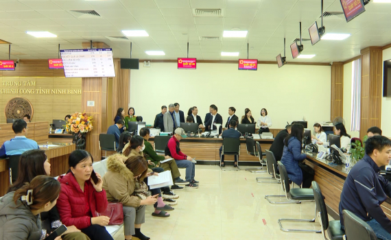 Ninh B&igrave;nh: Tăng cường hỗ trợ người d&acirc;n chuyển đổi giấy tờ sau sắp xếp đơn vị h&agrave;nh ch&iacute;nh