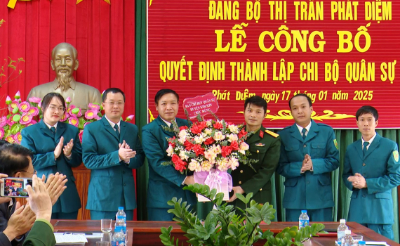 Lễ C&ocirc;ng bố Quyết định th&agrave;nh lập Chi bộ Qu&acirc;n sự thị trấn Ph&aacute;t Diệm
