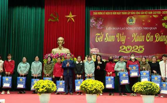 Chương tr&igrave;nh &ldquo;Tết sum vầy - Xu&acirc;n ơn Đảng&rdquo; tại Nho Quan