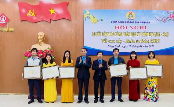 C&ocirc;ng đo&agrave;n ng&agrave;nh Gi&aacute;o dục sơ kết hoạt động học kỳ I, năm học 2024-2025