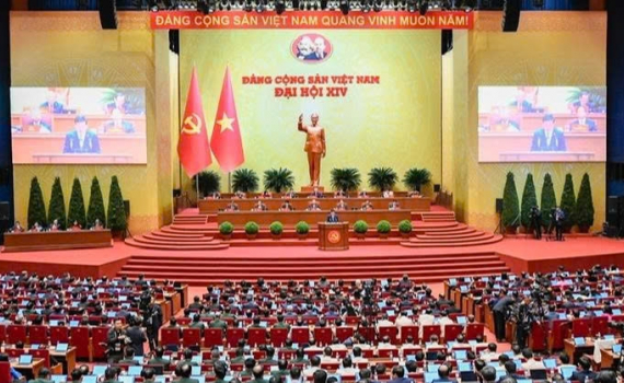 Từ ngộ nhận về &ldquo;thi&ecirc;n đường ph&aacute;t triển&rdquo; đến vết nứt niềm tin