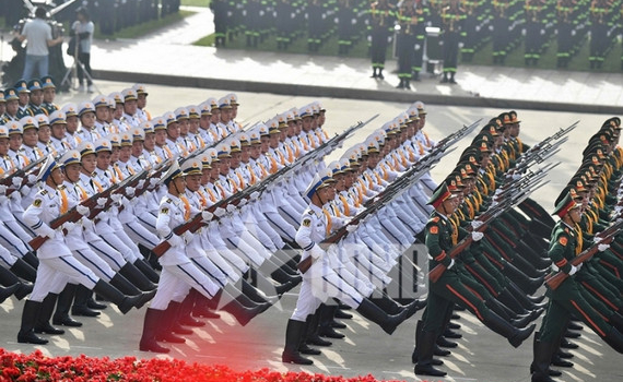 Đề xuất sửa đổi chế độ tiền lương của c&aacute;n bộ, c&ocirc;ng chức, vi&ecirc;n chức, lực lượng vũ trang