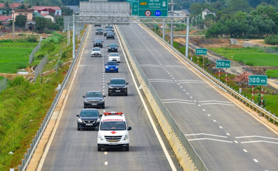 Dự kiến 5 tuyến cao tốc sẽ thu ph&iacute; sau Tết Nguy&ecirc;n đ&aacute;n