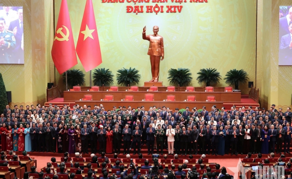 Bộ Ch&iacute;nh trị ph&acirc;n c&ocirc;ng Ủy vi&ecirc;n Bộ Ch&iacute;nh trị kh&oacute;a XIV tham gia Ban B&iacute; thư kh&oacute;a XIV