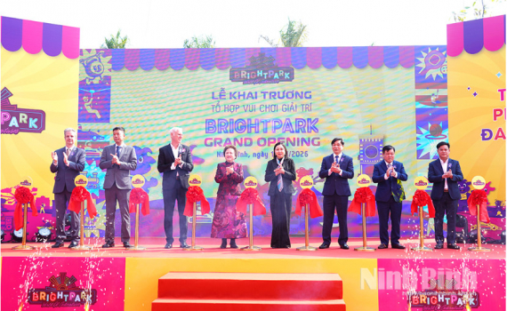 Khai trương Tổ hợp C&ocirc;ng vi&ecirc;n giải tr&iacute; Bright Park-điểm nhấn mới của du lịch Ninh B&igrave;nh