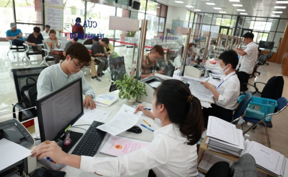 Từ 1/7, sử dụng số định danh c&aacute; nh&acirc;n l&agrave;m m&atilde; định danh hồ sơ điện tử c&aacute;n bộ, c&ocirc;ng chức, vi&ecirc;n chức