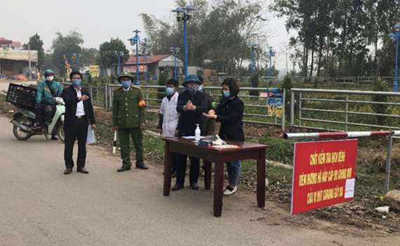 Chống dịch Covid-19: Vĩnh Ph&uacute;c c&aacute;ch ly triệt để, kiểm so&aacute;t y tế to&agrave;n bộ x&atilde; Sơn L&ocirc;i
