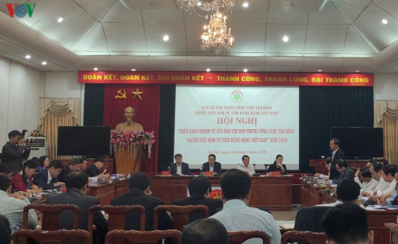 Hơn 4 triệu kiều b&agrave;o l&agrave; k&ecirc;nh ph&acirc;n phối h&agrave;ng Việt ra thế giới