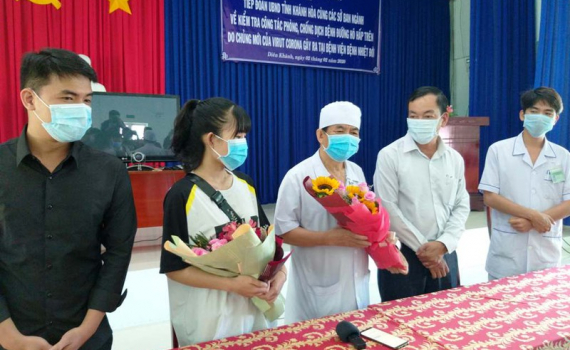 T&acirc;m sự của nữ lễ t&acirc;n dương t&iacute;nh Covid-19 sau khi được chữa khỏi