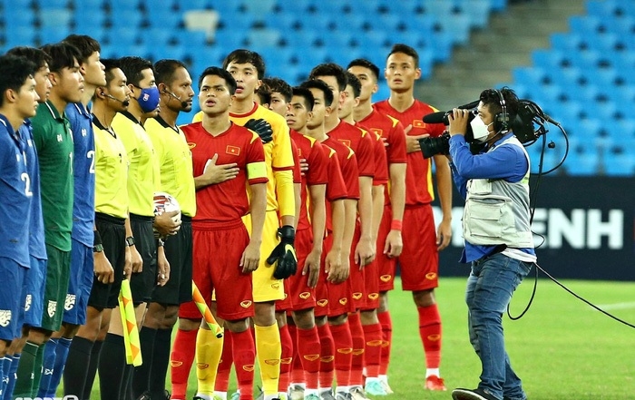 Vô địch Đông Nam Á không phải là điều dễ dàng, nhưng U23 Việt Nam đã cho thấy sự quyết tâm và nỗ lực tuyệt vời để đạt được thành công lịch sử này. Cùng xem đội tuyển Bóng đá U23 Việt Nam hoành tráng ăn mừng chiến thắng.