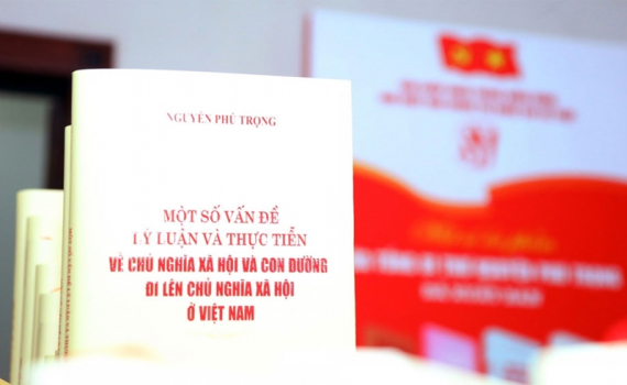 Vững tin tr&ecirc;n con đường x&acirc;y dựng chủ nghĩa x&atilde; hội