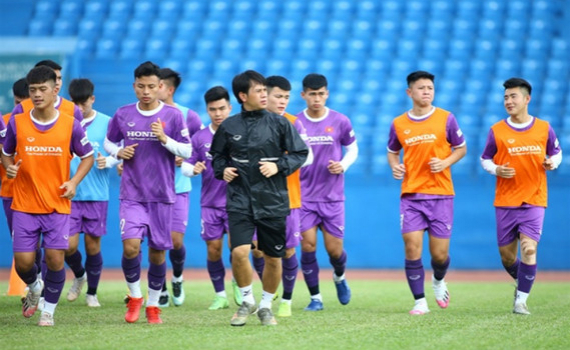 Tuyển U23 Việt Nam tập huấn ở B&igrave;nh Dương, chuẩn bị cho giải Đ&ocirc;ng Nam &Aacute;