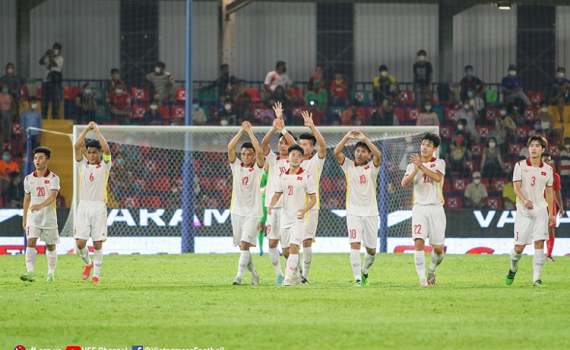 U23 Việt Nam thắng U23 Singapore 7-0 trong trận ra qu&acirc;n