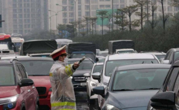 9 ng&agrave;y nghỉ Tết: Xảy ra 216 vụ TNGT, 121 người tử vong