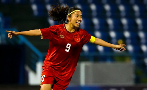 B&oacute;ng đ&aacute; nữ: Để kh&ocirc;ng chỉ l&oacute;e l&ecirc;n rồi vụt tắt