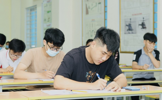 Tuyển sinh 2023: Th&iacute; sinh tỉnh t&aacute;o lựa chọn đăng k&yacute; dự thi kỳ thi ri&ecirc;ng