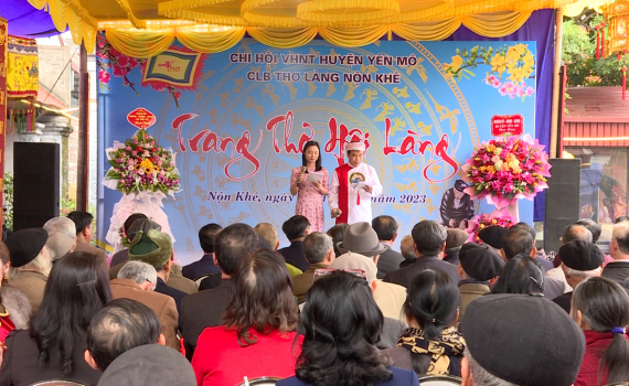 &ldquo;Trang thơ hội l&agrave;ng&rdquo; tại Y&ecirc;n M&ocirc;