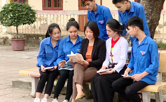 Nho Quan quan t&acirc;m ph&aacute;t triển đảng vi&ecirc;n l&agrave; học sinh