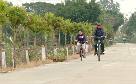 Người d&acirc;n Ninh B&igrave;nh h&agrave;i l&ograve;ng về kết quả x&acirc;y dựng n&ocirc;ng th&ocirc;n mới