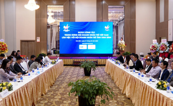 Đo&agrave;n c&ocirc;ng t&aacute;c của Trung ương Hội Doanh nh&acirc;n trẻ Việt Nam l&agrave;m việc với Hội Doanh nh&acirc;n trẻ tỉnh Ninh B&igrave;nh