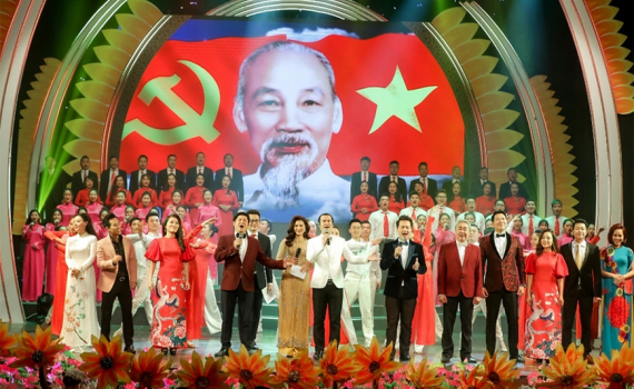 Đảng ta - nguồn cảm hứng, tự h&agrave;o của văn nghệ sĩ