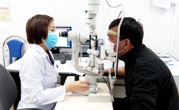 Bệnh viện Mắt Ninh B&igrave;nh: Điểm s&aacute;ng trong phong tr&agrave;o thi đua của ng&agrave;nh Y tế