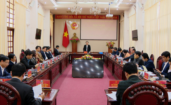 Hội nghị thảo luận, bỏ phiếu đề nghị x&eacute;t c&ocirc;ng nhận huyện Kim Sơn đạt chuẩn N&ocirc;ng th&ocirc;n mới. 