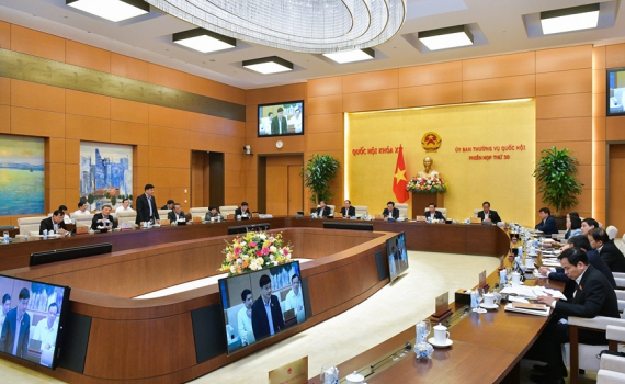 Cử tri đ&aacute;nh gi&aacute; cao nỗ lực bảo đảm an sinh x&atilde; hội, chăm lo đời sống nh&acirc;n d&acirc;n