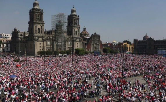 H&agrave;ng triệu người Mexico tuần h&agrave;nh trước thềm bầu cử