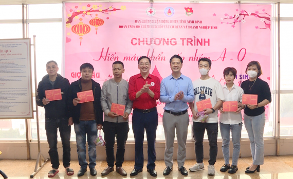 Chương tr&igrave;nh &ldquo;Hiến m&aacute;u khẩn cấp nh&oacute;m A v&agrave; O"