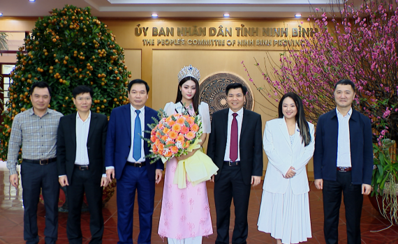 L&atilde;nh đạo UBND tỉnh gặp mặt Ban Tổ chức Cuộc thi v&agrave; Hoa hậu Ho&agrave;n vũ Việt Nam 2023