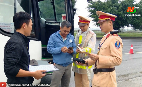 Ninh B&igrave;nh: Giao th&ocirc;ng ng&agrave;y đầu nghỉ Tết được đảm bảo