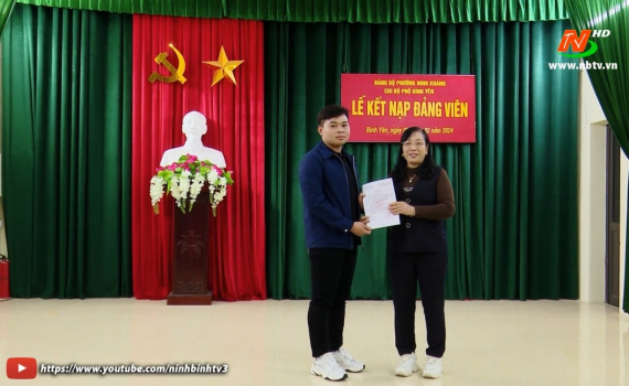 TP Ninh B&igrave;nh đẩy mạnh kết nạp Đảng cho thanh ni&ecirc;n trước khi nhập ngũ
