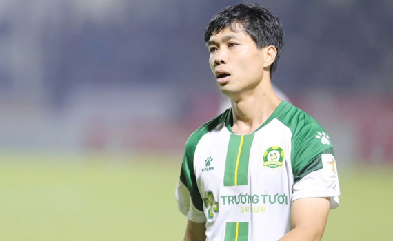 C&ocirc;ng Phượng khiến thầy Kim Sang-sik thấp thỏm