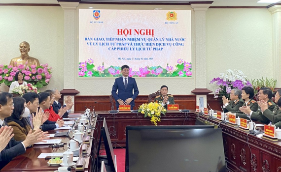 Từ 1/3, Bộ C&ocirc;ng an ch&iacute;nh thức thực hiện nhiệm vụ quản l&yacute; Nh&agrave; nước về l&yacute; lịch tư ph&aacute;p