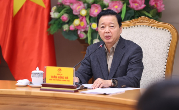 Bảo đảm người d&acirc;n được tiếp cận nước sạch c&ocirc;ng bằng, đầy đủ, an to&agrave;n