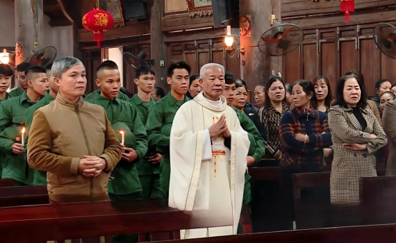 Thanh ni&ecirc;n C&ocirc;ng gi&aacute;o huyện Kim Sơn sẵn s&agrave;ng l&ecirc;n đường nhập ngũ