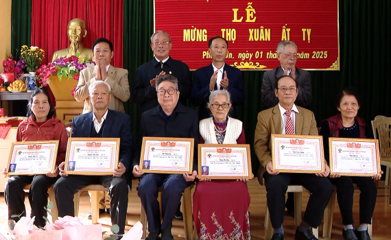 N&eacute;t đẹp mừng thọ đầu xu&acirc;n
