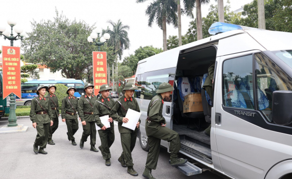 C&ocirc;ng an tỉnh tổ chức Lễ giao nhận c&ocirc;ng d&acirc;n thực hiện nghĩa vụ tham gia C&ocirc;ng an Nh&acirc;n d&acirc;n năm 2025
