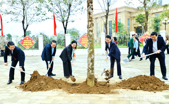Lễ ph&aacute;t động &ldquo;Tết trồng c&acirc;y đời đời nhớ ơn B&aacute;c Hồ&rdquo; Xu&acirc;n B&iacute;nh Ngọ năm 2026