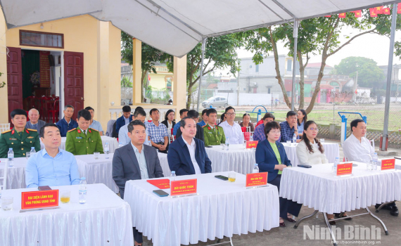 Đồng ch&iacute; Ph&oacute; B&iacute; thư Tỉnh ủy, Chủ tịch Ủy ban MTTQ Việt Nam tỉnh Mai Văn Tuất dự Tết trồng c&acirc;y đầu xu&acirc;n B&iacute;nh Ngọ tại x&atilde; Y&ecirc;n Từ