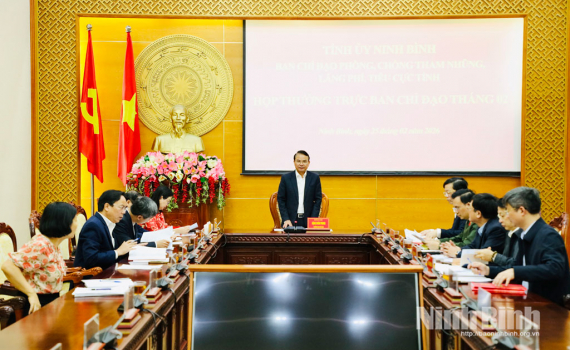 Đồng ch&iacute; B&iacute; thư Tỉnh ủy Đặng Xu&acirc;n Phong chủ tr&igrave; Hội nghị Thường trực Ban Chỉ đạo ph&ograve;ng, chống tham nhũng, l&atilde;ng ph&iacute;, ti&ecirc;u cực tỉnh phi&ecirc;n th&aacute;ng 2