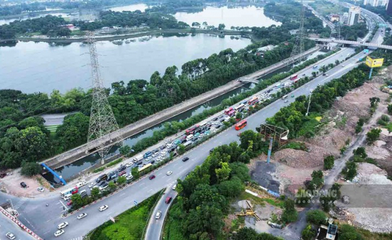 Ng&agrave;y m&ugrave;ng 4 Tết B&iacute;nh Ngọ 2026: Giao th&ocirc;ng ổn định tại cửa ng&otilde; v&agrave;o c&aacute;c th&agrave;nh phố lớn