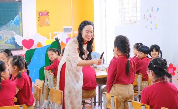 Quy định quy tắc ứng xử của nh&agrave; gi&aacute;o